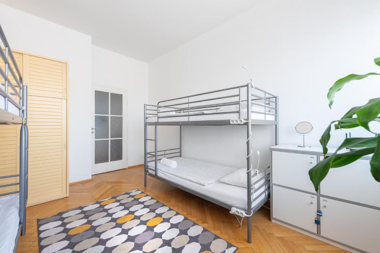 Mcsleep Hostel Prága Kültér fotó